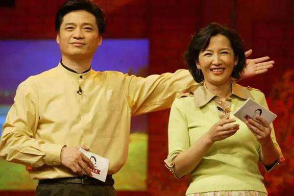 崔永元和晶绯闻关系 想黑崔用脚指头想一想都是不可能的事情