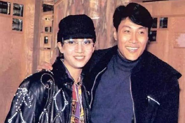 梅艳芳什么原因怎么走的 终身未婚身边男人不间断只恋爱不结婚