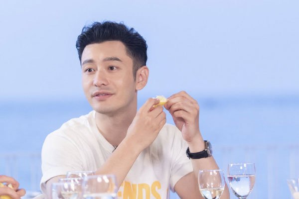 黄晓明怎么了啦最近 放飞自我势要将霸道总裁作风坚持到底