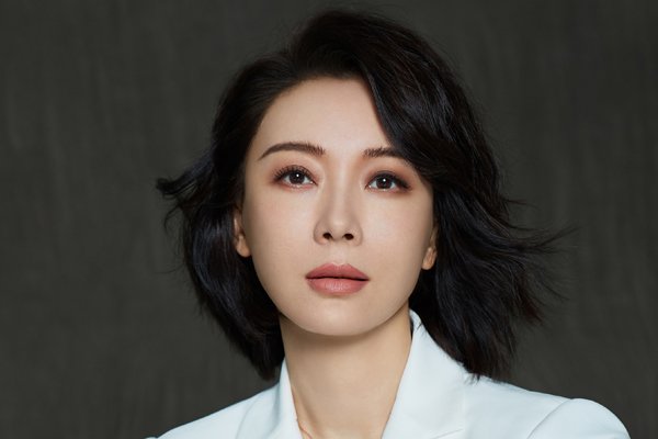 陈数是鹿晗的亲娘吗 陈数跟鹿晗是什么关系
