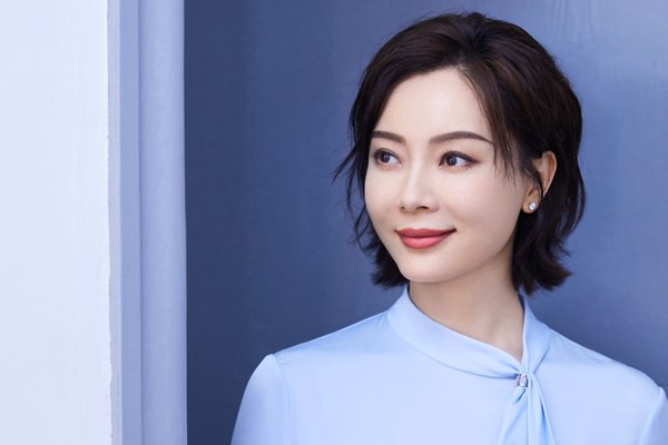 陈数是鹿晗的亲娘吗 陈数跟鹿晗是什么关系