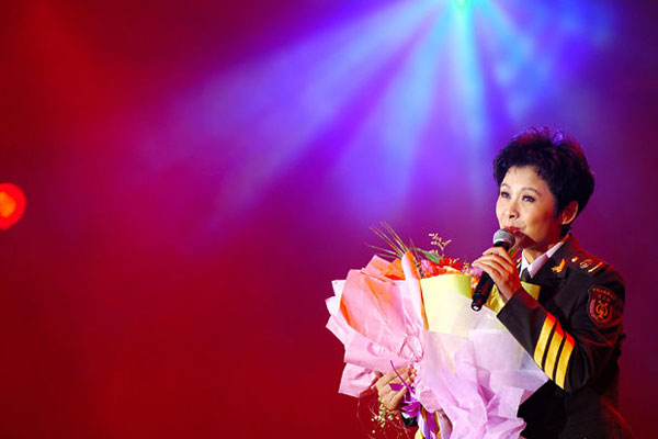 董文华到底犯了什么事 红楼事件和赖长星是什么关系