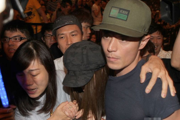 林心如和霍建华离了婚是真的吗 霍建华和林心如有家暴
