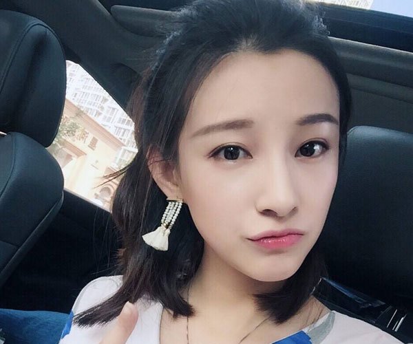 马凡舒现近主持有哪些 体育界的颜值担当