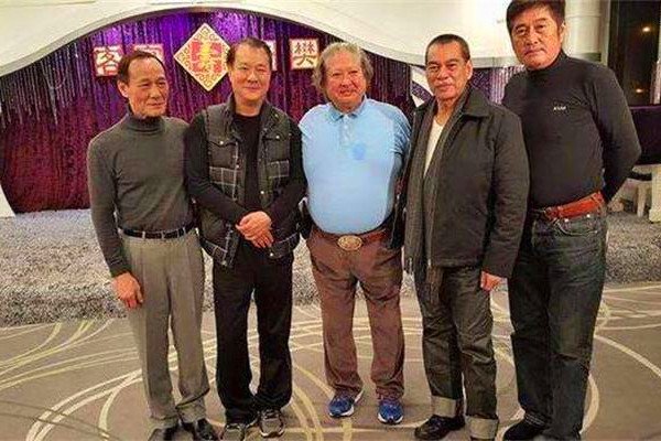 陈惠敏为什么打洪金宝 酒吧中失控的陈惠敏洪金宝