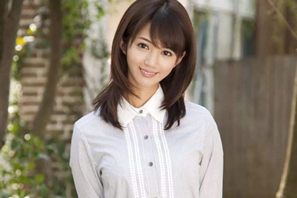 麻生希小男孩是哪一部 连未成年都不放过能播吗
