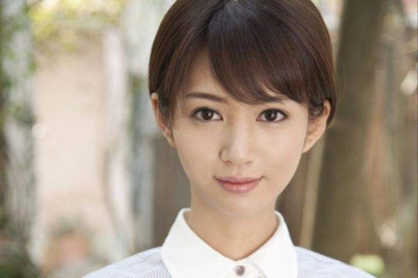 麻生希小男孩是哪一部 连未成年都不放过能播吗