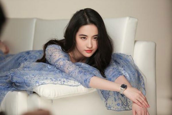 刘亦菲三级片拍过吗 不会有的她资源很多