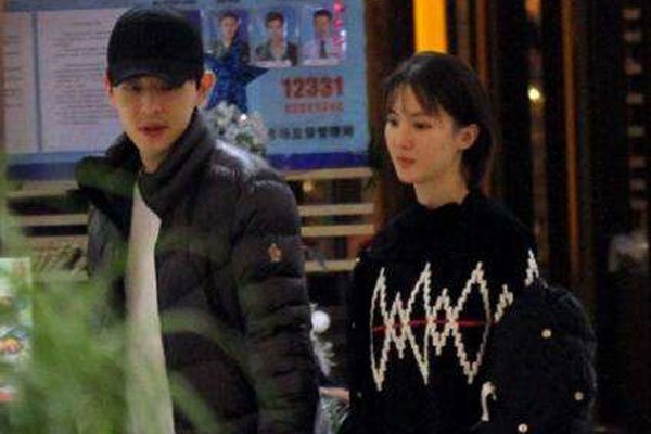邓伦金晨一夜未停事件 邓伦好体力金晨腰酸无法开工
