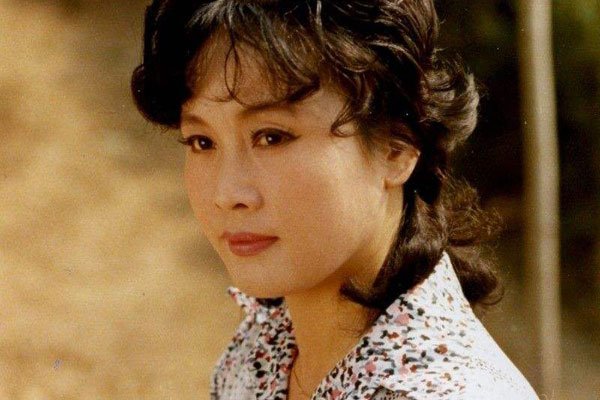 李谷一有几任丈夫 结过几次婚何止二婚
