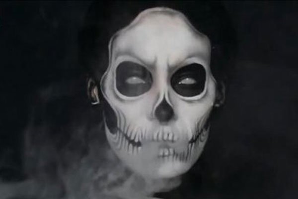 十大禁曲听死了多少人 第十三双眼睛的背后恐怖故事原版吓死了多少人