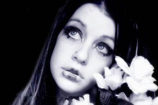 十大禁曲听死了多少人 第十三双眼睛的背后恐怖故事原版吓死了多少人