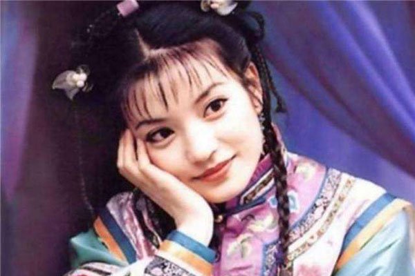 赵薇穿日本军旗装拍照怎么回事 后来赵薇找人打了那个陷害她的人