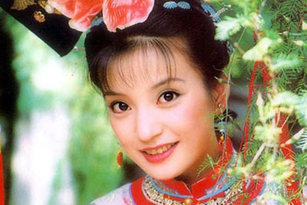 赵薇穿日本军旗装拍照怎么回事 后来赵薇找人打了那个陷害她的人