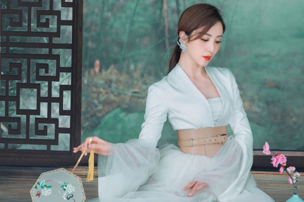 李思思近况最新消息 真实丈夫简历婚姻情况详情