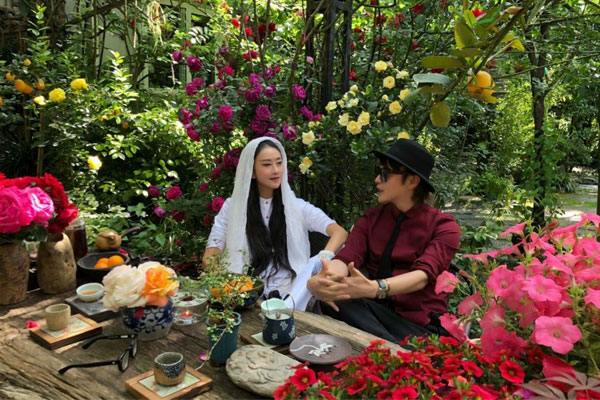 杨丽萍的太阳宫和月亮宫现在拆了吗 估计住不成了反对的人太多了