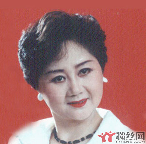王大治的家世家庭背景 他的父亲母亲是谁干什么的