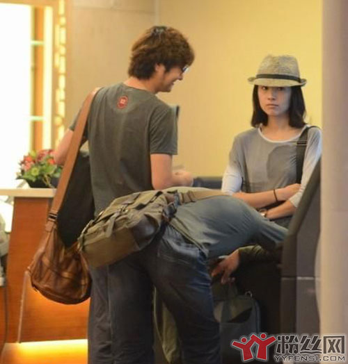 王大治的家世家庭背景 他的父亲母亲是谁干什么的
