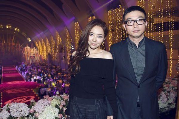 张靓颖什么时候离的婚 不顾亲妈阻拦也要结婚下场凄惨