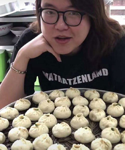 �����ϵĴ�θ������ʦ����ļٵ� ����θ�������ѵ��ͳ��˲�ͬ