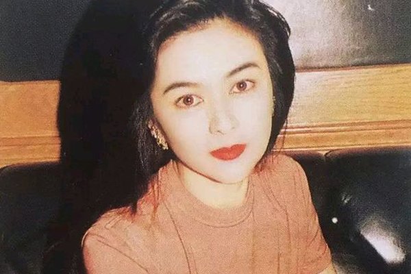 关之琳和李嘉欣谁更厉害 为什么大刘对李嘉欣关之琳不一样