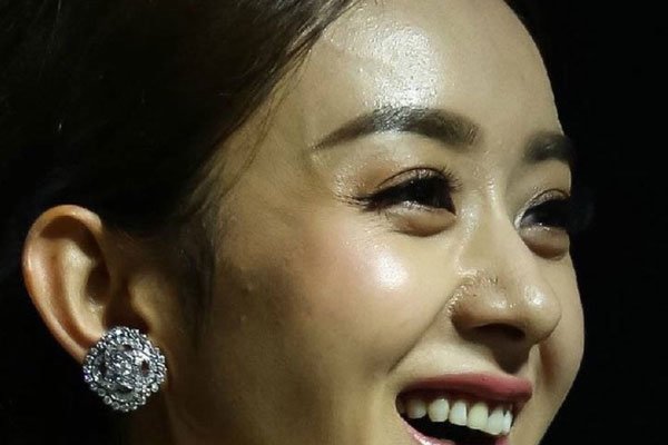 赵丽颖的鼻子叫什么鼻 塌鼻梁整容了吗