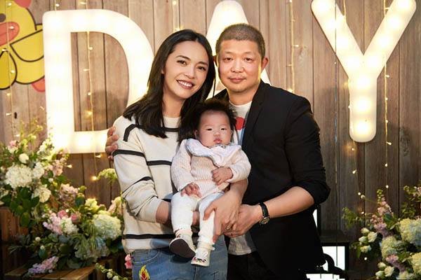 姚晨老公是谁 老公曹郁家世显赫老男人更有味道