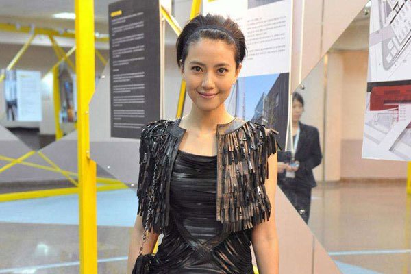 于小伟怎么玩高圆圆 同居分手不结婚转眼有了其他人