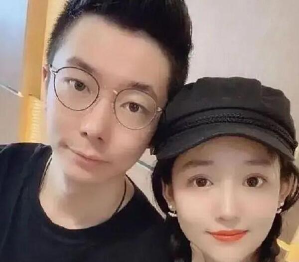 绿地张某婷真的是校花吗 两个包包给你就能上床怀孕
