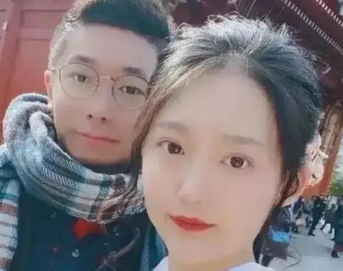 绿地张某婷真的是校花吗 两个包包给你就能上床怀孕