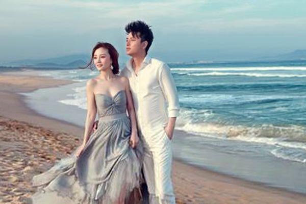 贾乃亮和李小璐离了么 屡次出轨离婚早晚的事儿