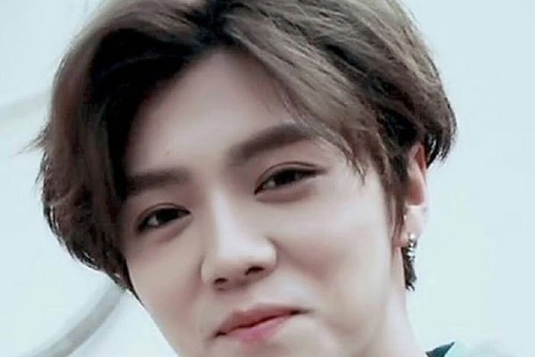 金钟铉鹿晗关系揭秘 钟铉为什么提到鹿晗