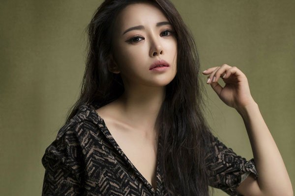 韩世雅R级激情床戏 电影里的女主身材真心好