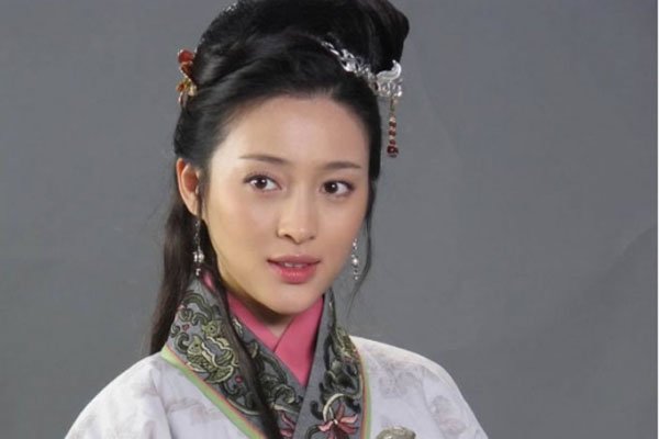 新潘金莲甘婷婷完整版私密照 顶着大家闺秀的脸抛媚眼