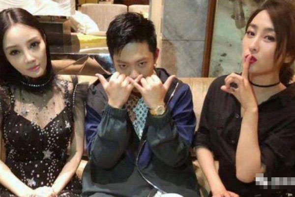 马苏李小璐事件到底咋回事 做头发多人运动怎么回事