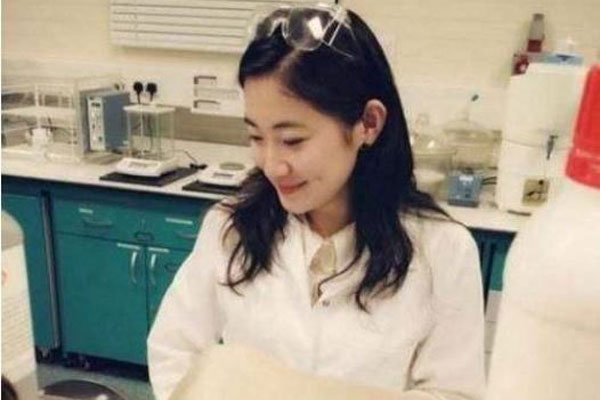何碧玉个人资料简介 满分上清华高考750分是真的吗