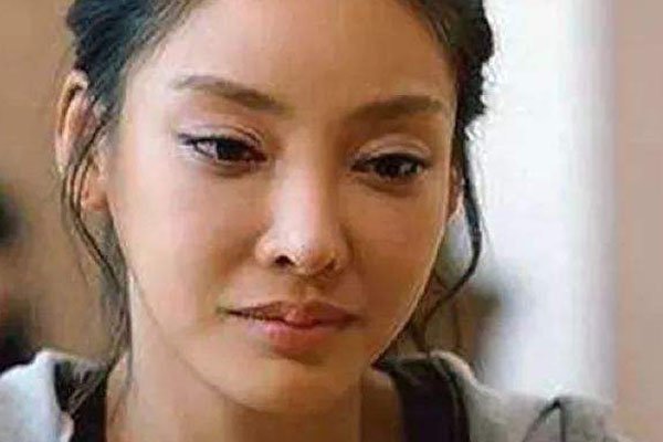 张紫妍的三开门是指什么 上吊自杀抑郁是罪魁祸首可笑