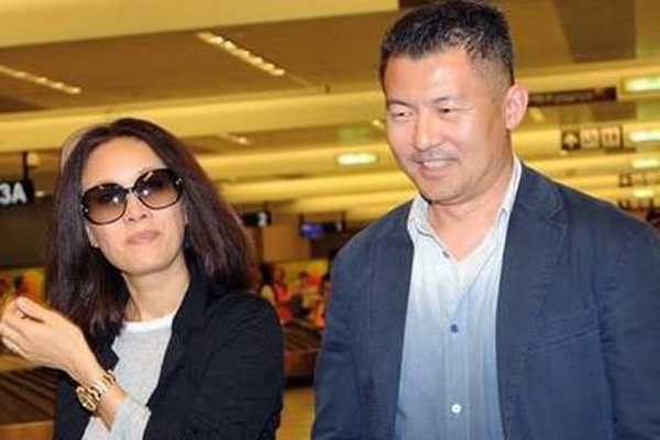 那英老公是做什么的 十年恋情一个孩子还不如一个暖男的恰当出现