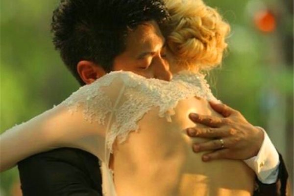 撒贝宁妻子李白个人资料 老婆李白比撒贝宁小十岁
