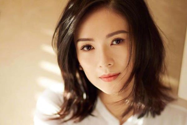 国际章的黑历史沙滩照 被议论多年的她如今幸福如蜜