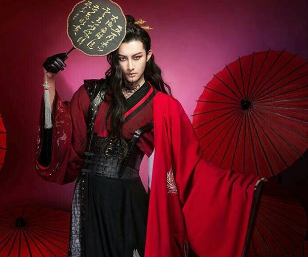 coser小梦是弯的吗不结婚的原因 和文睿的关系分手了吗