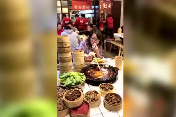 ��ζ�����е�Ů�� ԭ����ζ������θ��