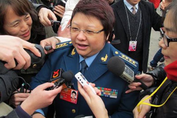 韩红军衔为什么这么高 离开部队是为了进娱乐圈赚大钱