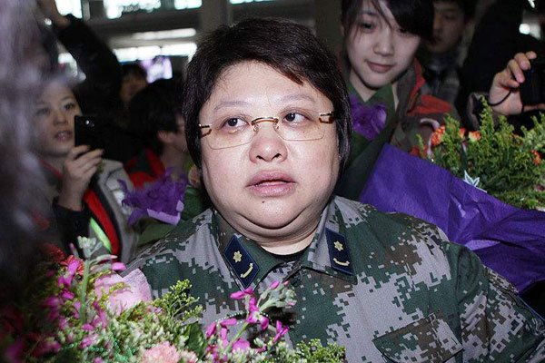 韩红军衔为什么这么高 离开部队是为了进娱乐圈赚大钱