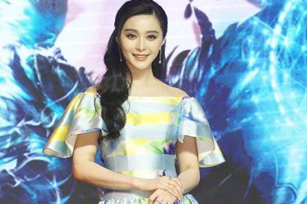范冰冰和李晨分手原因 要是没出这档子意外或许结婚证早领了