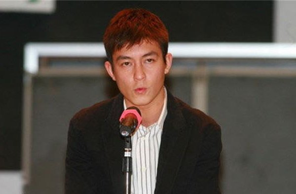 阿娇和陈冠希的照片是怎样的 修电脑照片原图视频发生什么事了吗