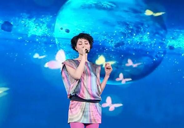 王菲当初怎么会看上李亚鹏 现在与其离婚的真正原因又为什么