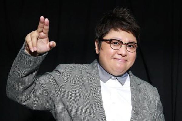 韩红的现任老公是谁 许志安背叛郑秀文偷腥韩红躺枪