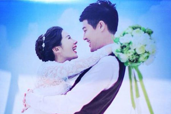 苏醒李炜打架事件 感觉这女主的手腕太铁