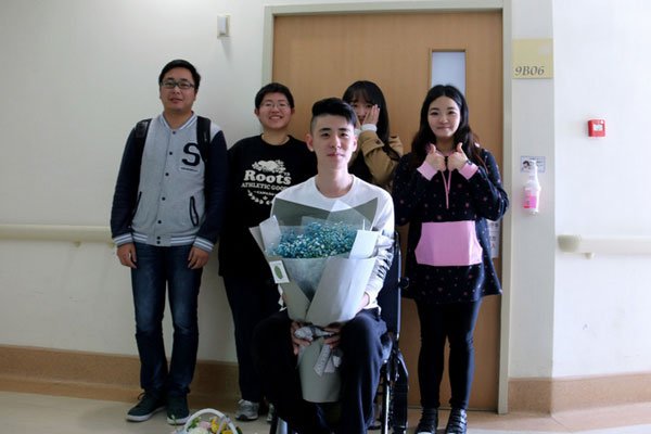 张云雷事件坠台是怎么回事 坠台具体时间坠落原因到底是什么